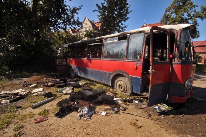 Autobus po akcji gaśniczej dziś przed południem.