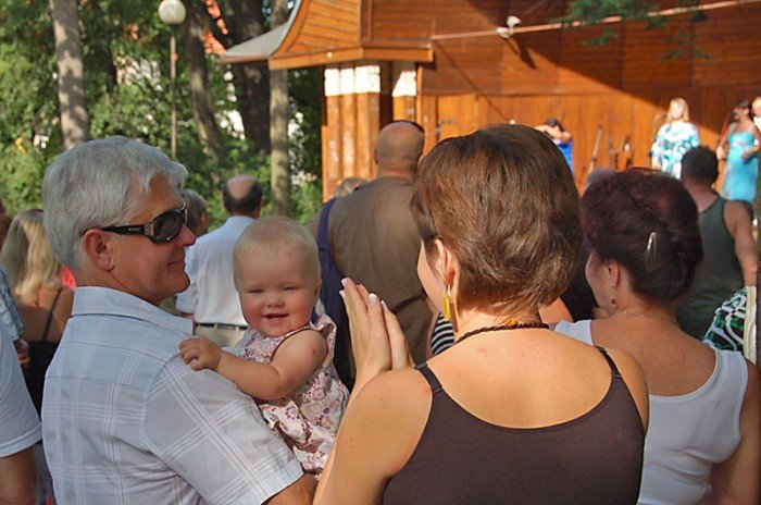 bardzo-gorace-greckie-rytmy-22695