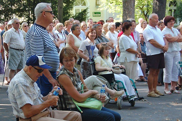 bardzo-gorace-greckie-rytmy-22695