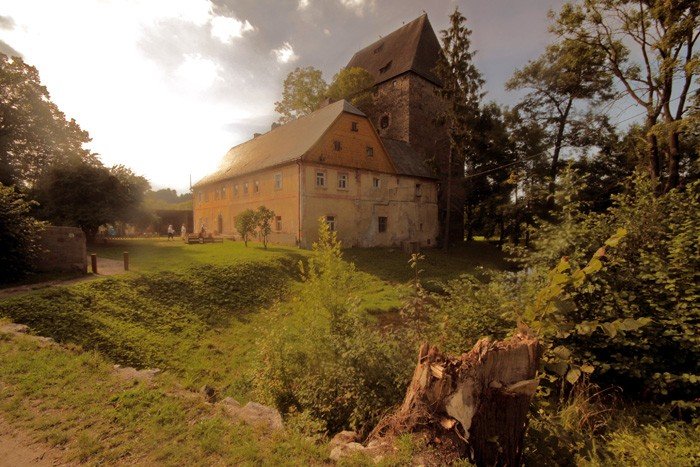 poszukiwania-skarbow-w-wiezy-22737
