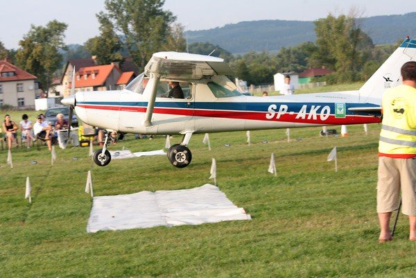 precyzyjnie-ladowali-22899