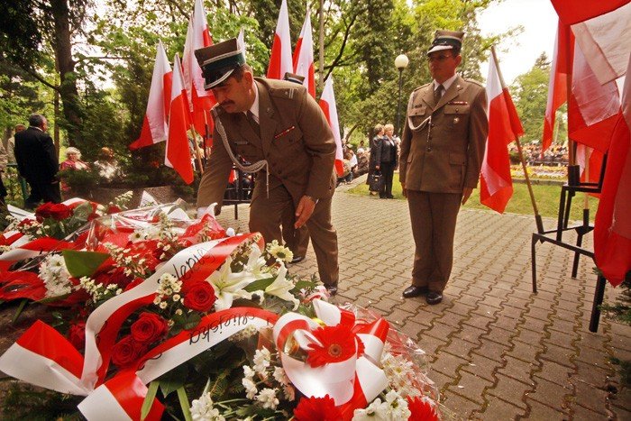 Majowe uroczystości z okazji rocznicy zakończenia II Wojny Światowej. Cieplice: 7 V 2009