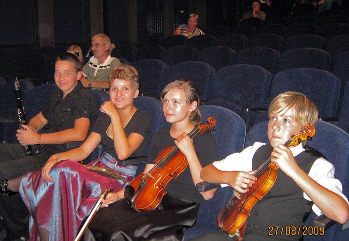 cenna-lekcja-u-sasiadow-zza-miedzy-23008