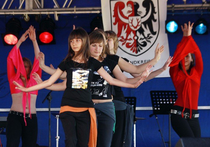 muflon-kusi-tancami-spiewem-i-muzyka-23042