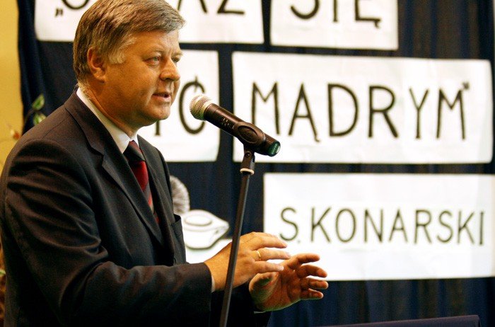 Jerzy Szmajdziński broni instytucji, którą Ministerstwo Sprawiedliwości chce zlikwidować.