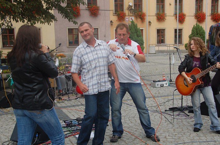 koncert-miosierdzia-na-bruku-23056