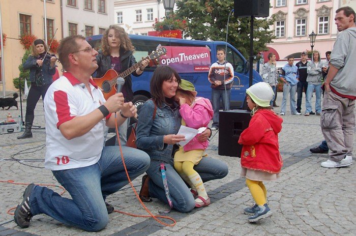 koncert-miosierdzia-na-bruku-23056