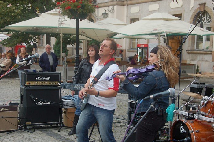 koncert-miosierdzia-na-bruku-23056