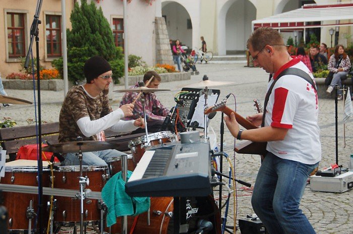 koncert-miosierdzia-na-bruku-23056