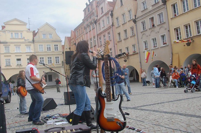 koncert-miosierdzia-na-bruku-23056