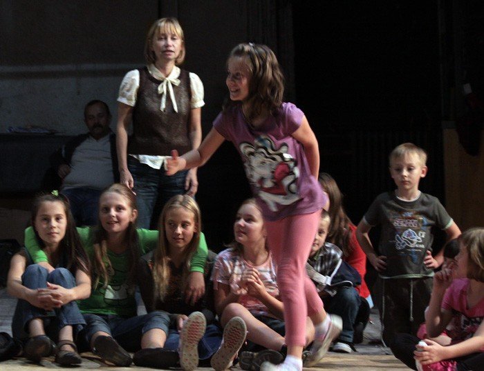 wyliczany-polskoczeskoniemiecki-swiat-w-zta-23073