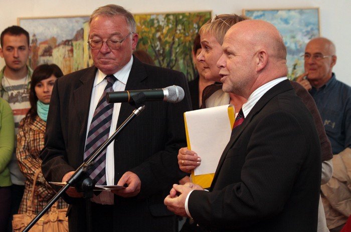 trzydziesci-roz-na-trzydziestolecie-23151