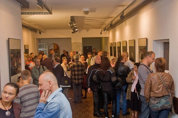 motofotografie-pod-brazowym-jeleniem-23155