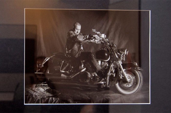 motofotografie-pod-brazowym-jeleniem-23155