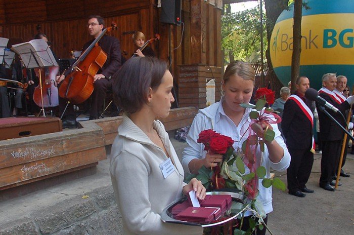 pszczelarze-porzadzili-cieplicami-23180