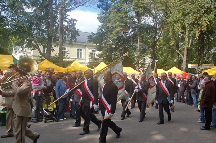 pszczelarze-porzadzili-cieplicami-23180