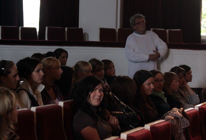 kulisy-bez-tajemnic-czyli-teatr-i-szkoa-23199