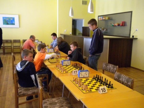 zabobrze-szachowym-centrum-miasta-23318