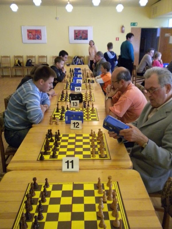zabobrze-szachowym-centrum-miasta-23318