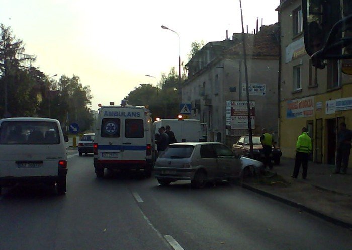 o-jedna-latarnie-mniej-przy-ulicy-wolnosci-23347