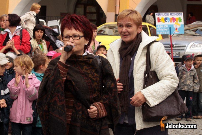 wysyp-jelonkow-przy-ratuszu-video-23476