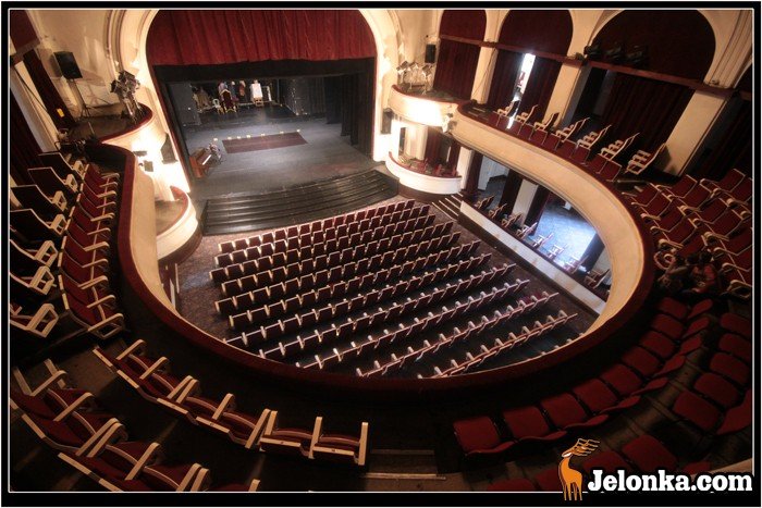 spojrzmy-na-teatr-nasz-ogromny-23506