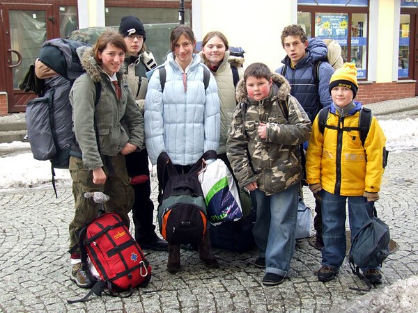Paweł Dancewicz, Marcelina Jadwińska, Szymek Tomiłojć, Grzegorz Golka i Sylwia Bazylak podczas zimowych ferii nudzić się nie będą.