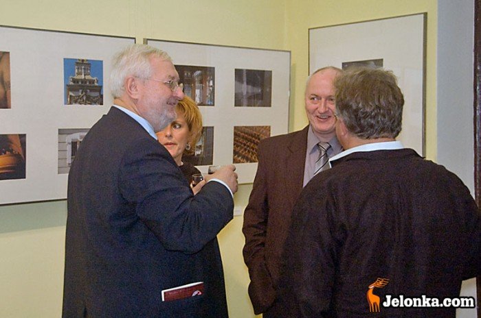 ogromny-teatr-w-nowej-galerii-23531