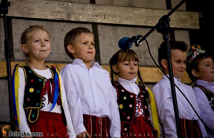 kolorowa-jesien-z-trojka-w-kowarach-23551