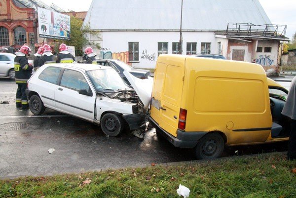 za-slisko-i-za-szybko-wypadek-na-wolnosci-23582
