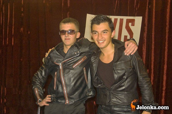 elvis-zyje-i-ma-sie-swietnie-23624