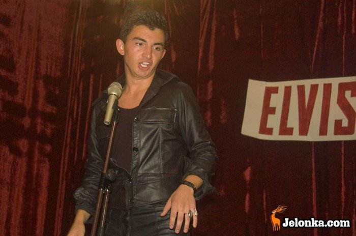 elvis-zyje-i-ma-sie-swietnie-23624