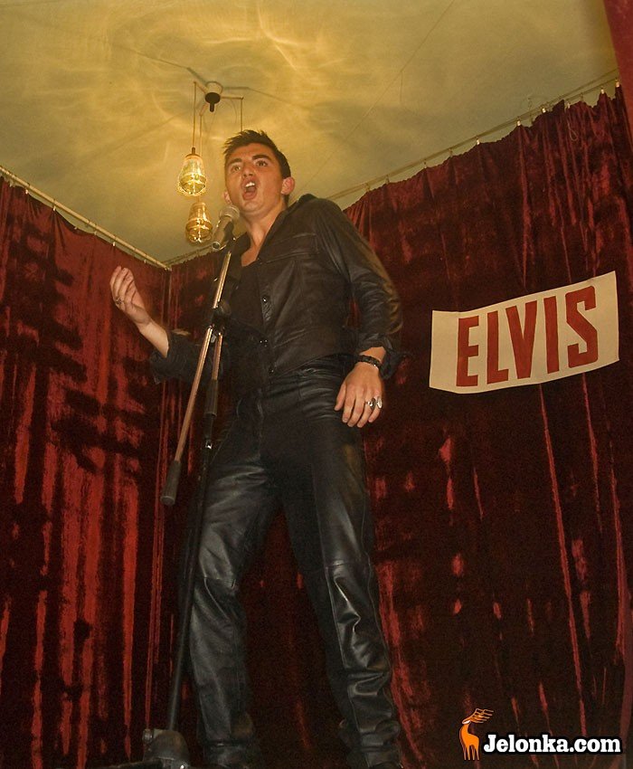 elvis-zyje-i-ma-sie-swietnie-23624