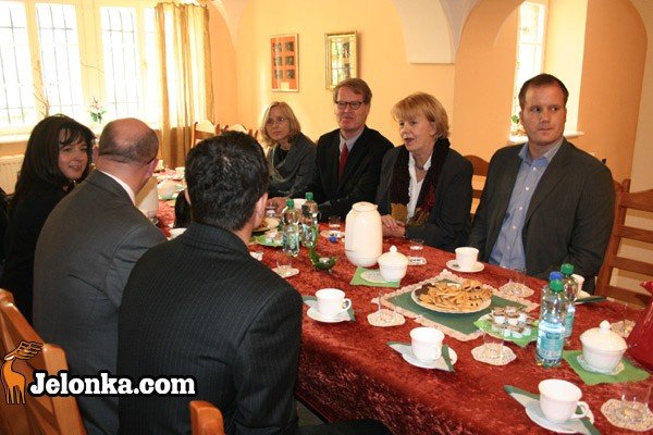 wspolny-gest-dla-domu-hauptmanna-23634