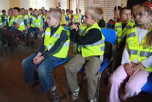 bezpieczni-bo-widoczni-po-zmroku-23648