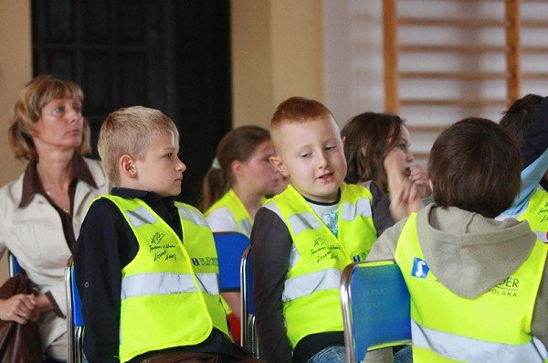 bezpieczni-bo-widoczni-po-zmroku-23648