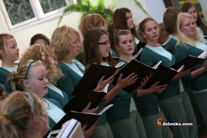 sto-lat-wszystkim-i-po-3500-zotych-wybranym-23720