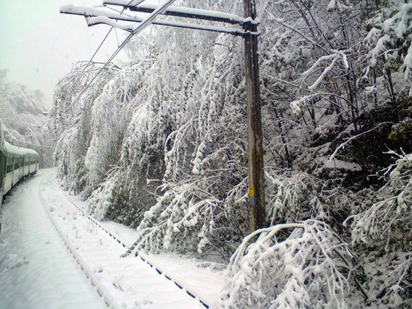 jelenia-gora-wrocaw-piec-i-po-godziny-23748