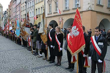 uroczyscie-przed-ratuszem-2389
