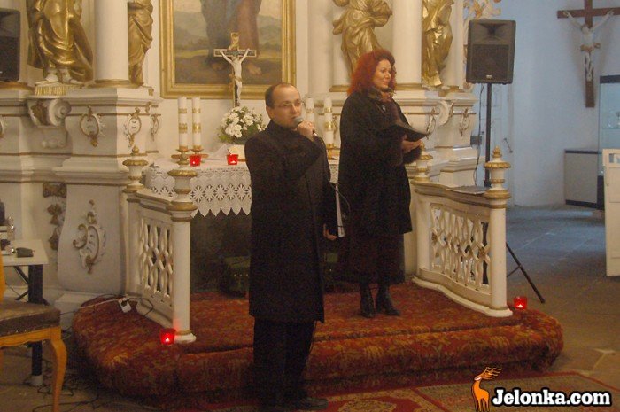 gorace-emocje-w-zimnej-swiatyni-24024