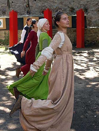 rycerze-opanowali-chojnik-2410