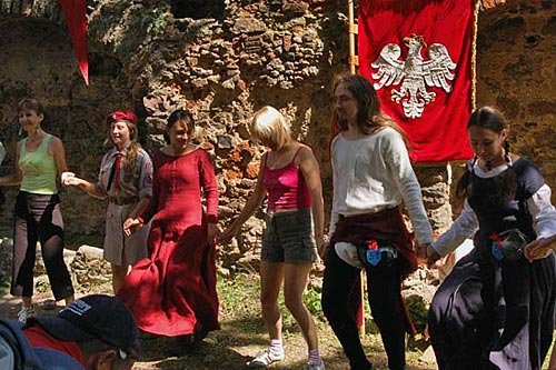 rycerze-opanowali-chojnik-2410
