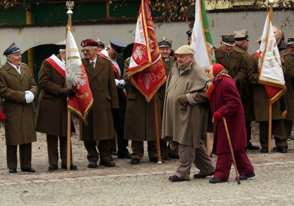 salwa-na-chwae-polski-niepodlegej-video-24201