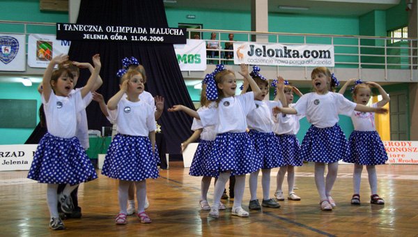 pozytywne-wibracje-w-tancu-2425