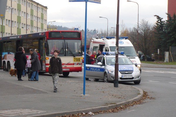 trzymajcie-sie-mocno-w-autobusach-24285