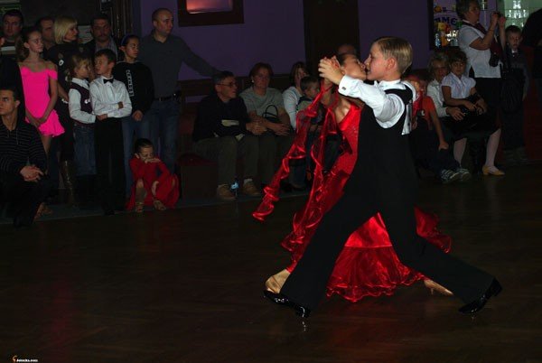 modzi-ludzie-tanczyc-chca-24290