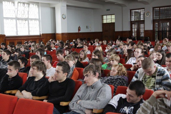 przez-muzyke-ku-przestrodze-24302