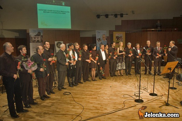 rotarianie-zaspiewali-dla-noworodkow-24369