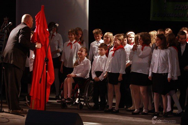 dostojna-czterdziestka-i-ubaw-po-pachy-24514
