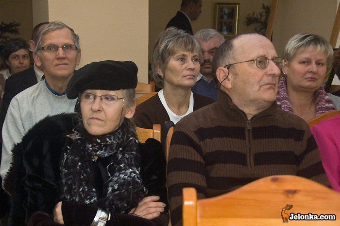 podzielili-sie-opatkiem-w-domu-noblisty-24672